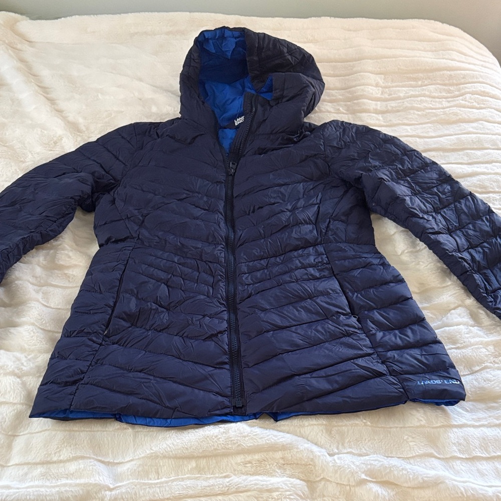 Lands’ End Women's Navy Puffer Jacket